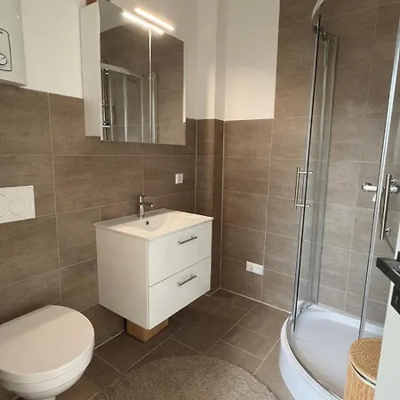 Monteur & Business Duisburg, Duesseldorf, 24-7, Ferienwohnung, Rheinruhrapartments 1 Daire Duisburg