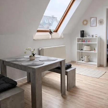 Monteur & Business Duisburg, Duesseldorf, 24-7, Ferienwohnung, Rheinruhrapartments 1 * Duisburg
