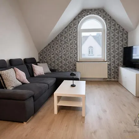 Monteur & Business Duisburg, Duesseldorf, 24-7, Ferienwohnung, Rheinruhrapartments 1 Daire *